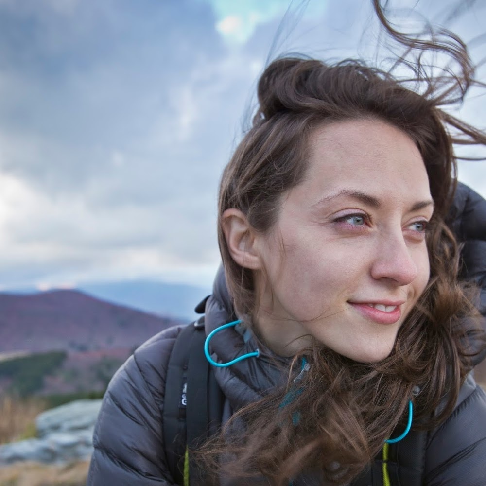 Meet your Posher, Caitlynne